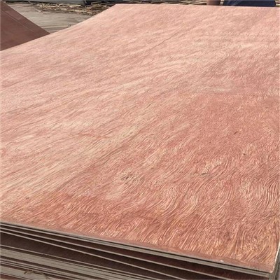 Plywood kummerċjali Okoume